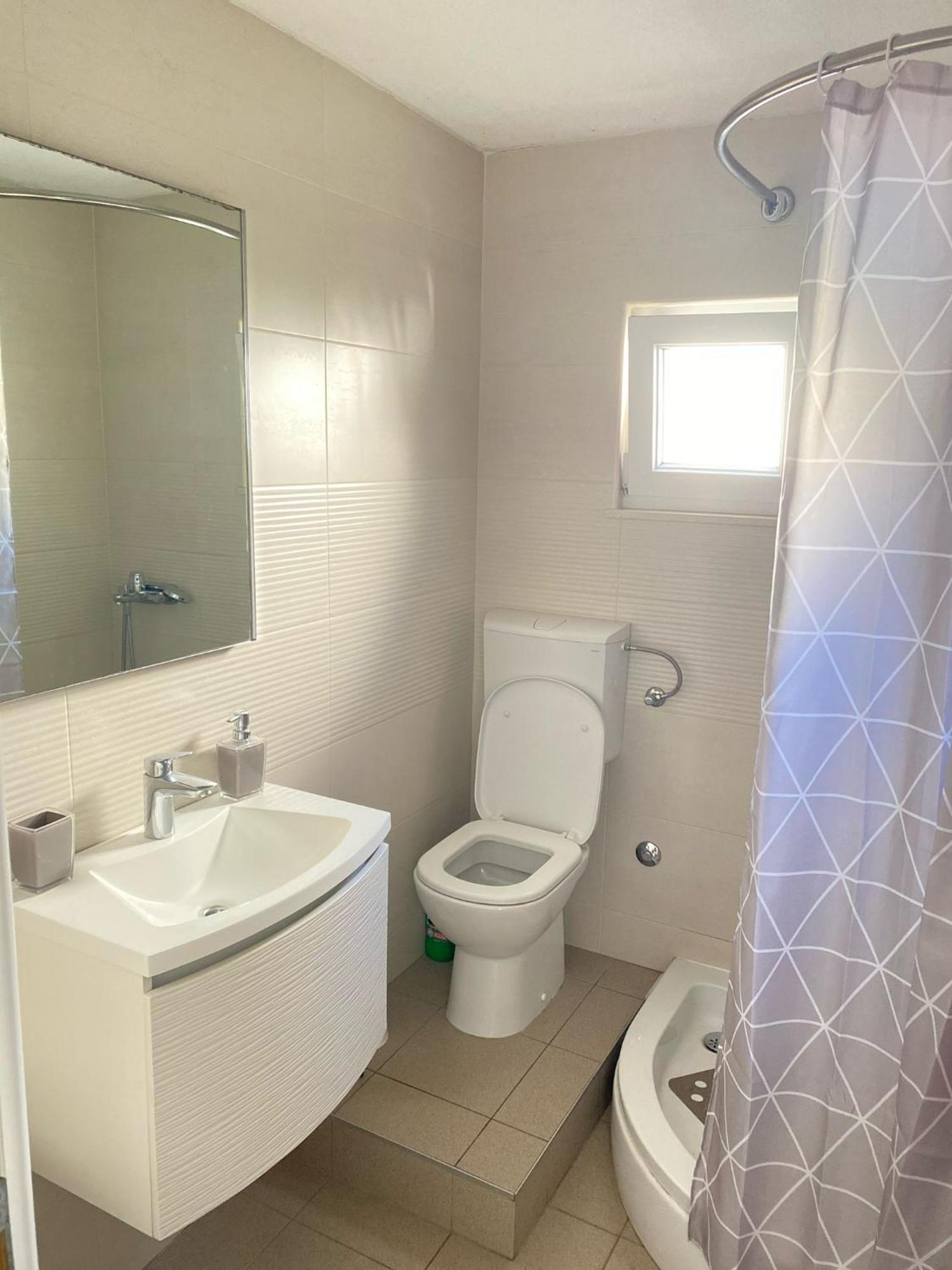 Kn House With Two Apartments Near Sea Рогозница Екстериор снимка